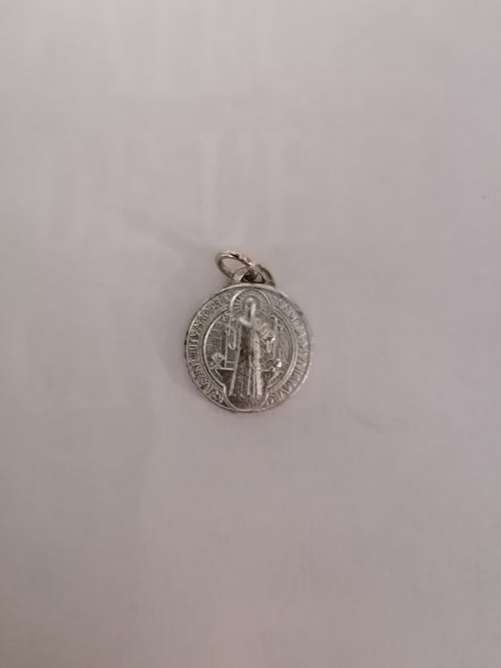 Médaille argent rhodié - St Benoit - diamettre 17 mm